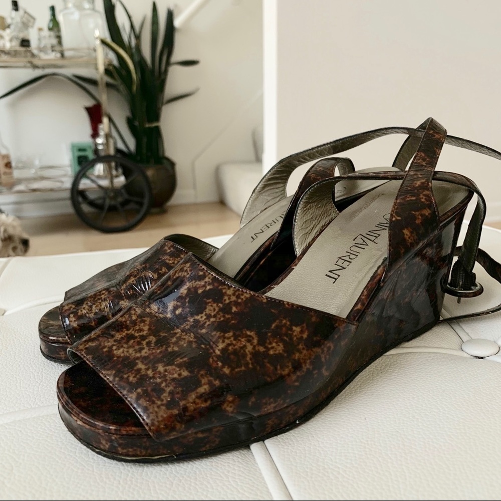 Vintage tortoise patent leather YSL wedges